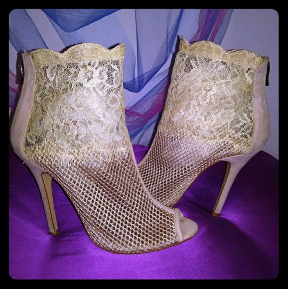 chinese laundry jeopardy mesh lace booties